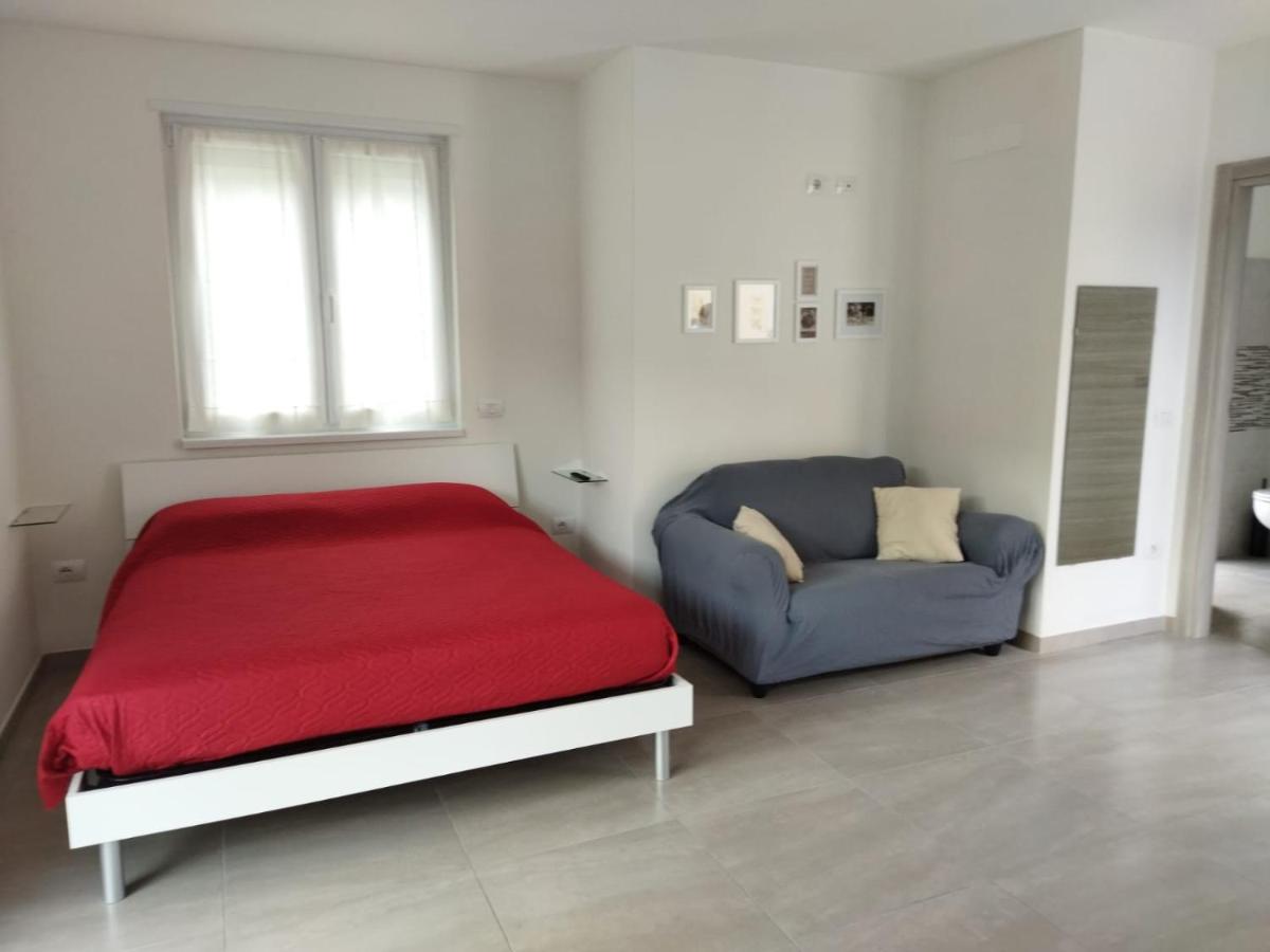 Riva'S Slim House 2 Διαμέρισμα Εξωτερικό φωτογραφία